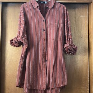 urban outfitters button up tee